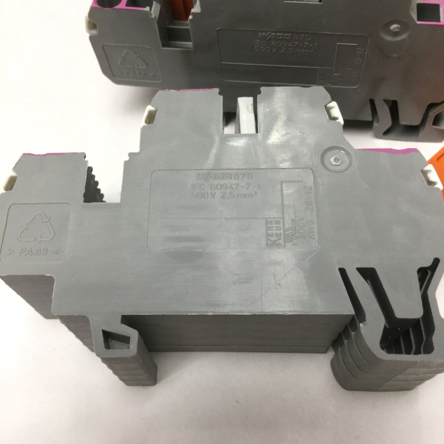 Used Lot of 26 WAGO 870-508 Double-Deck Terminal Blocks, Internal Common, 24A, 500V