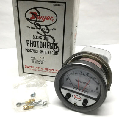 New – Open box Dwyer 3025 Photohelic Pressure Gauge Switch, 0-25" wc Water, 120VAC, 25psig Max
