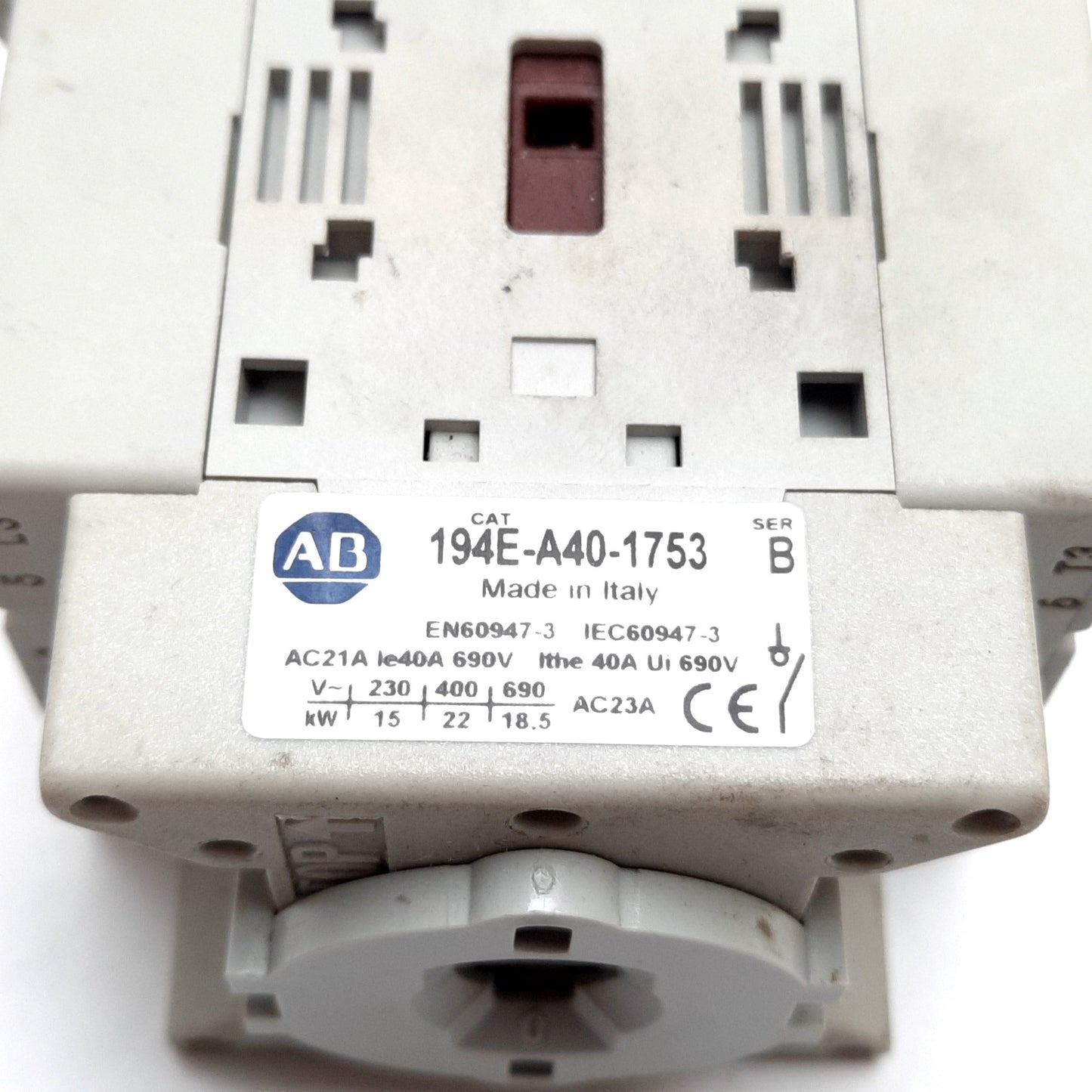 Used Allen Bradley 194E-A40-1753 Disconnect Load Switch 3-Pole, 600VAC 40A, DIN Rail
