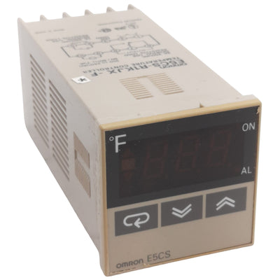 Used Omron E5CS-R1KJX-F Temperature Controller, LED Display, 100-240VAC 50/60Hz 7VA