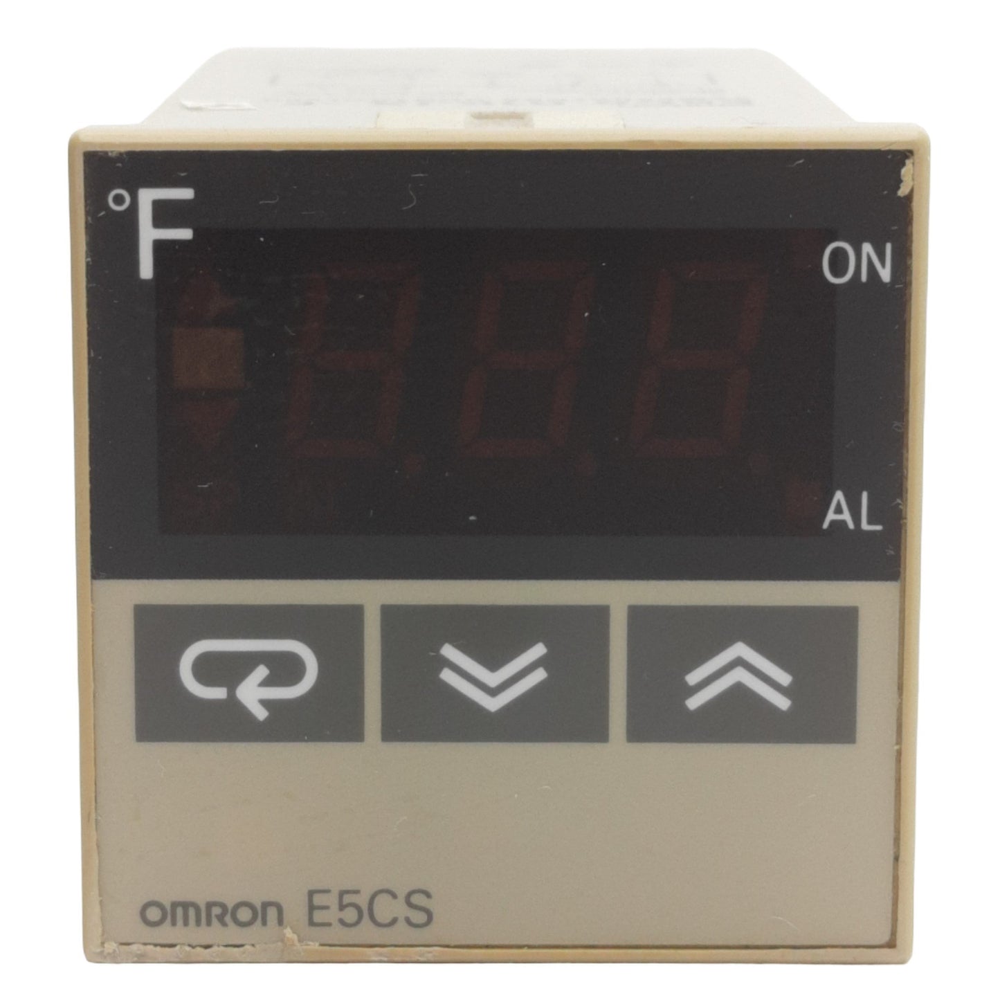 Used Omron E5CS-R1KJX-F Temperature Controller, LED Display, 100-240VAC 50/60Hz 7VA