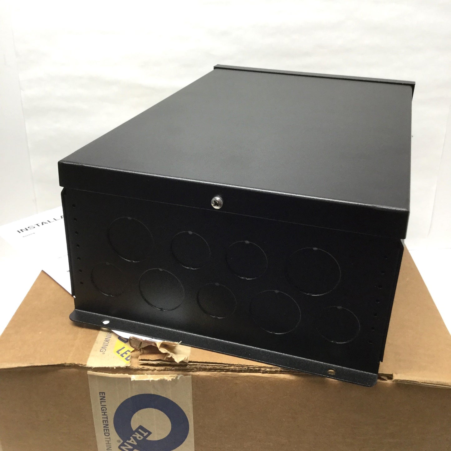 New Q-Tran QOM-eLED-200 LED Driver Lighting Control, 120VAC, Non-Dimming, 24VDC 200W