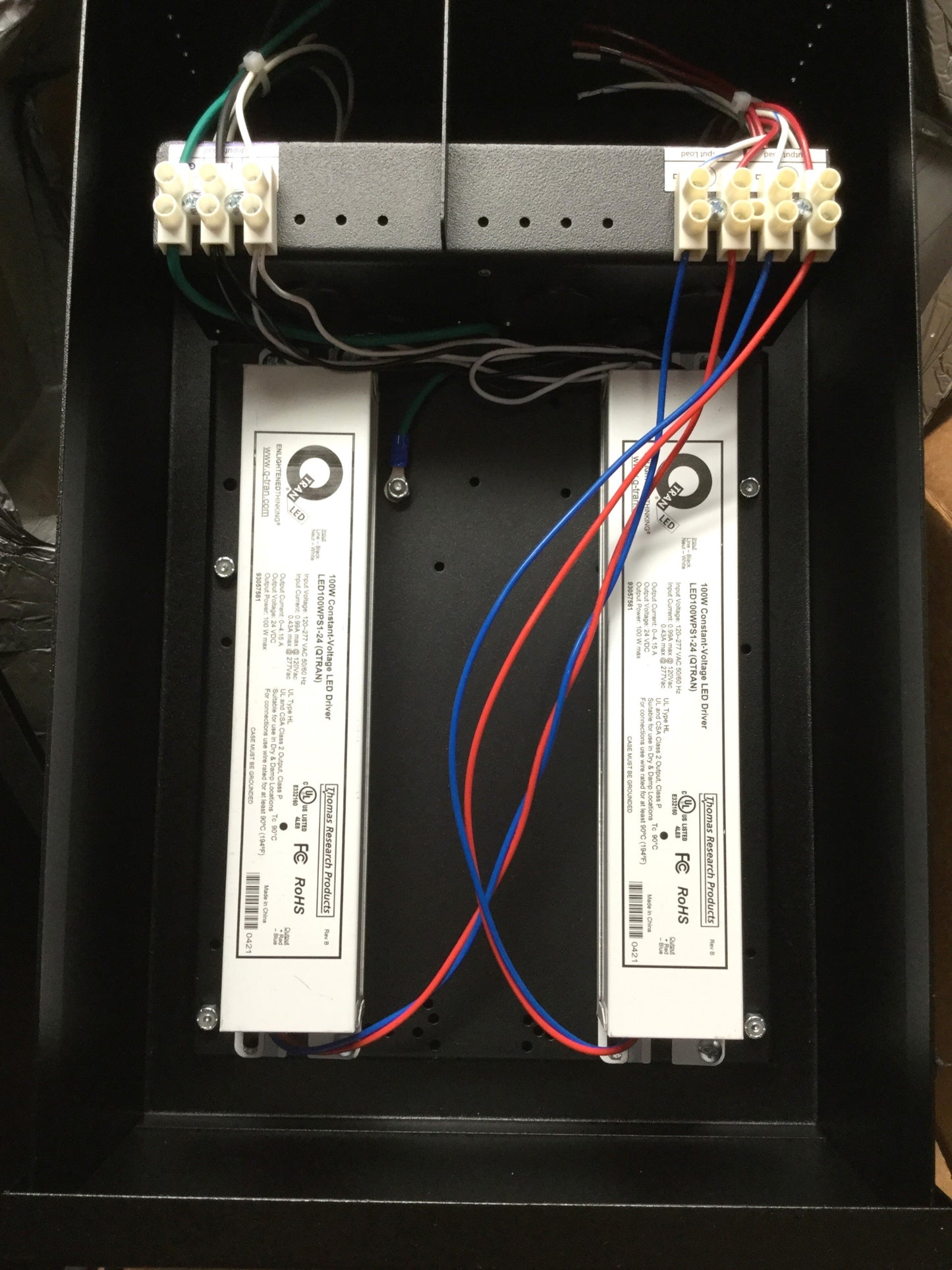 New Q-Tran QOM-eLED-200 LED Driver Lighting Control, 120VAC, Non-Dimming, 24VDC 200W