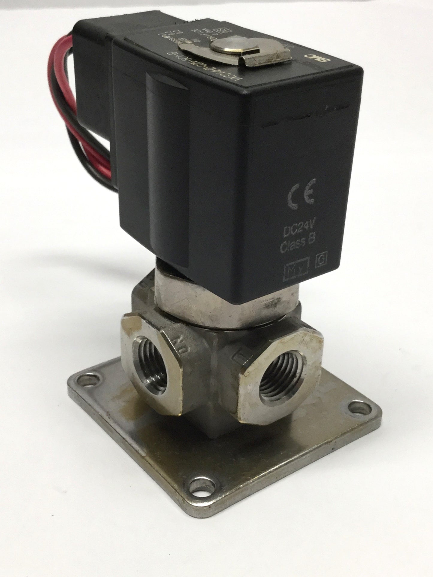 Used SMC VX3244HZ-02N-5C1-B 3-Way Media Solenoid Valve 1/4" NPT 24VDC Coil, Oil/Water