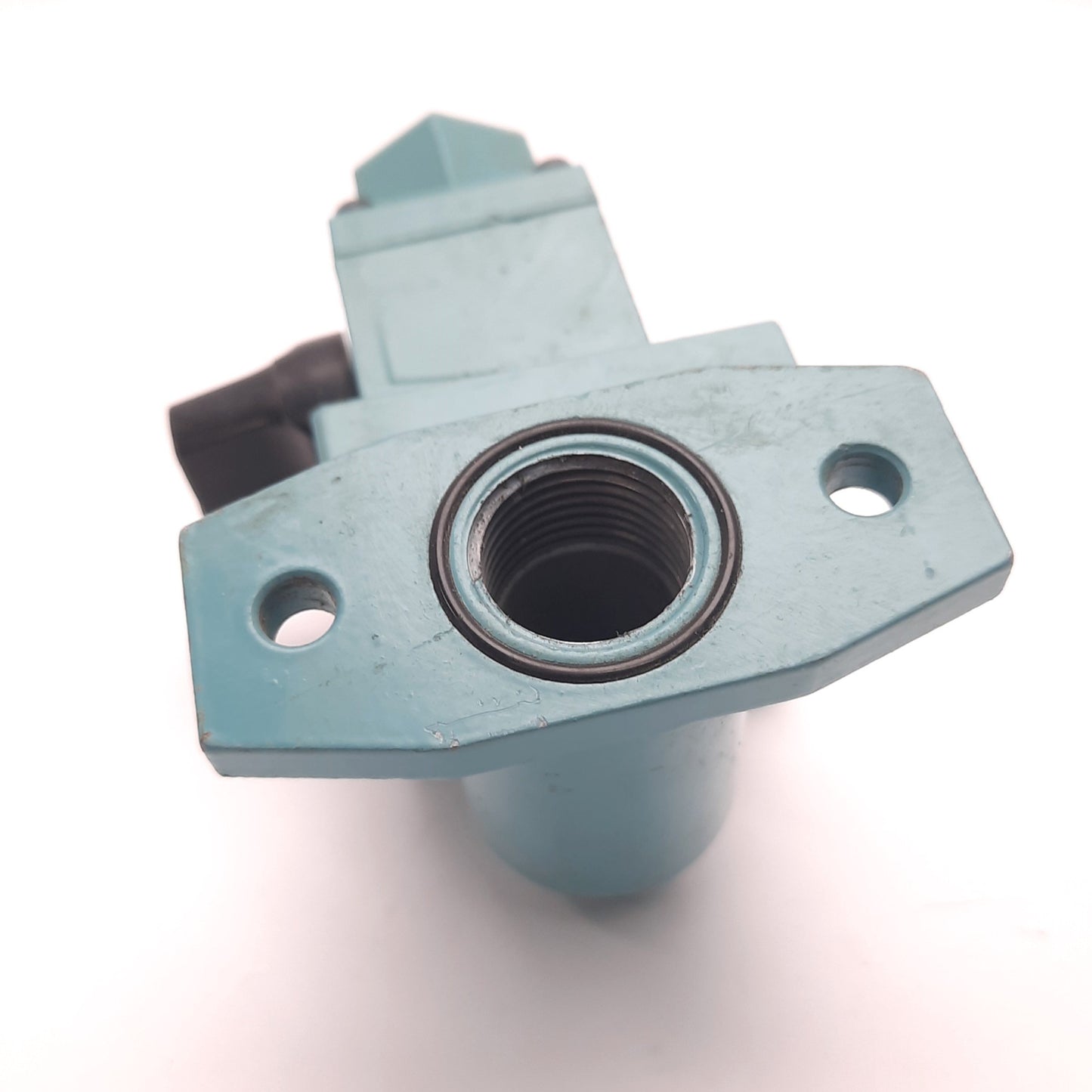 Used Wilkerson GPA-95-096 On Off Control Valve with 90 Degree Fitting, 1/4" 1/8" NPT