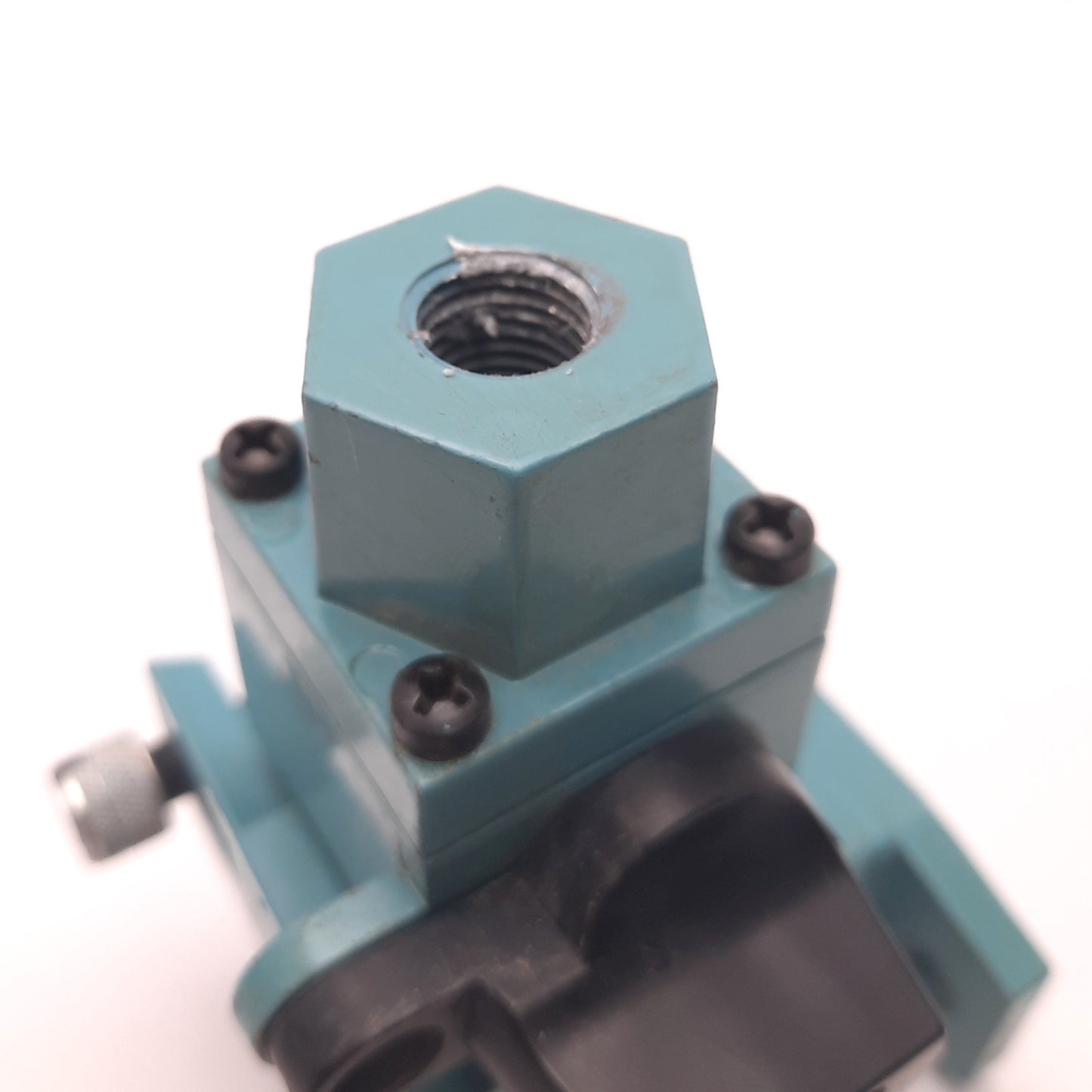 Used Wilkerson GPA-95-096 On Off Control Valve with 90 Degree Fitting, 1/4" 1/8" NPT