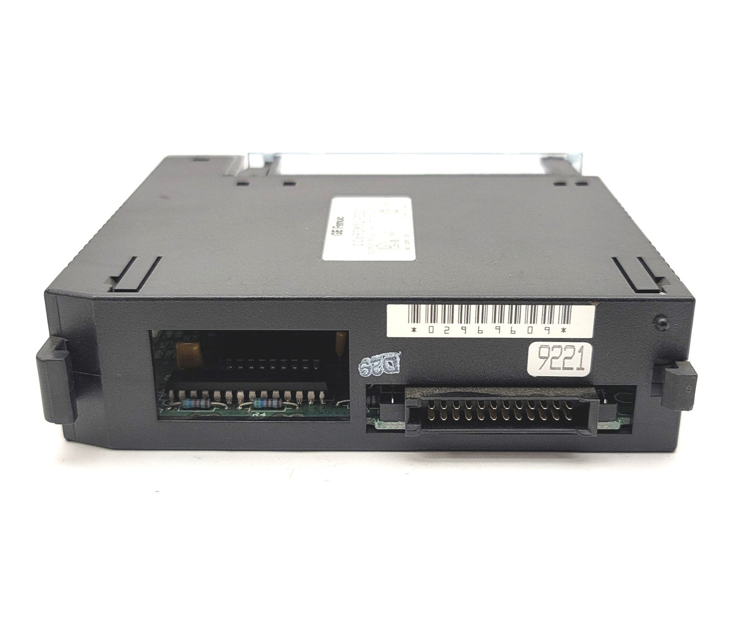 Used GE Fanuc IC693MDL930C Series 90-30 Relay Output Module, 8-Pt, NO, 120/240VAC 4A