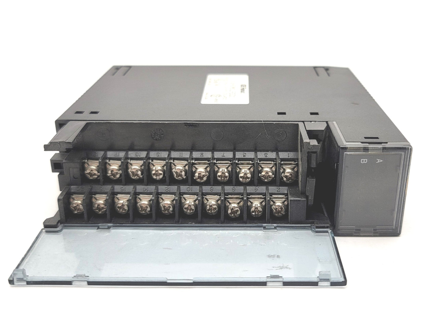 Used GE Fanuc IC693MDL930C Series 90-30 Relay Output Module, 8-Pt, NO, 120/240VAC 4A