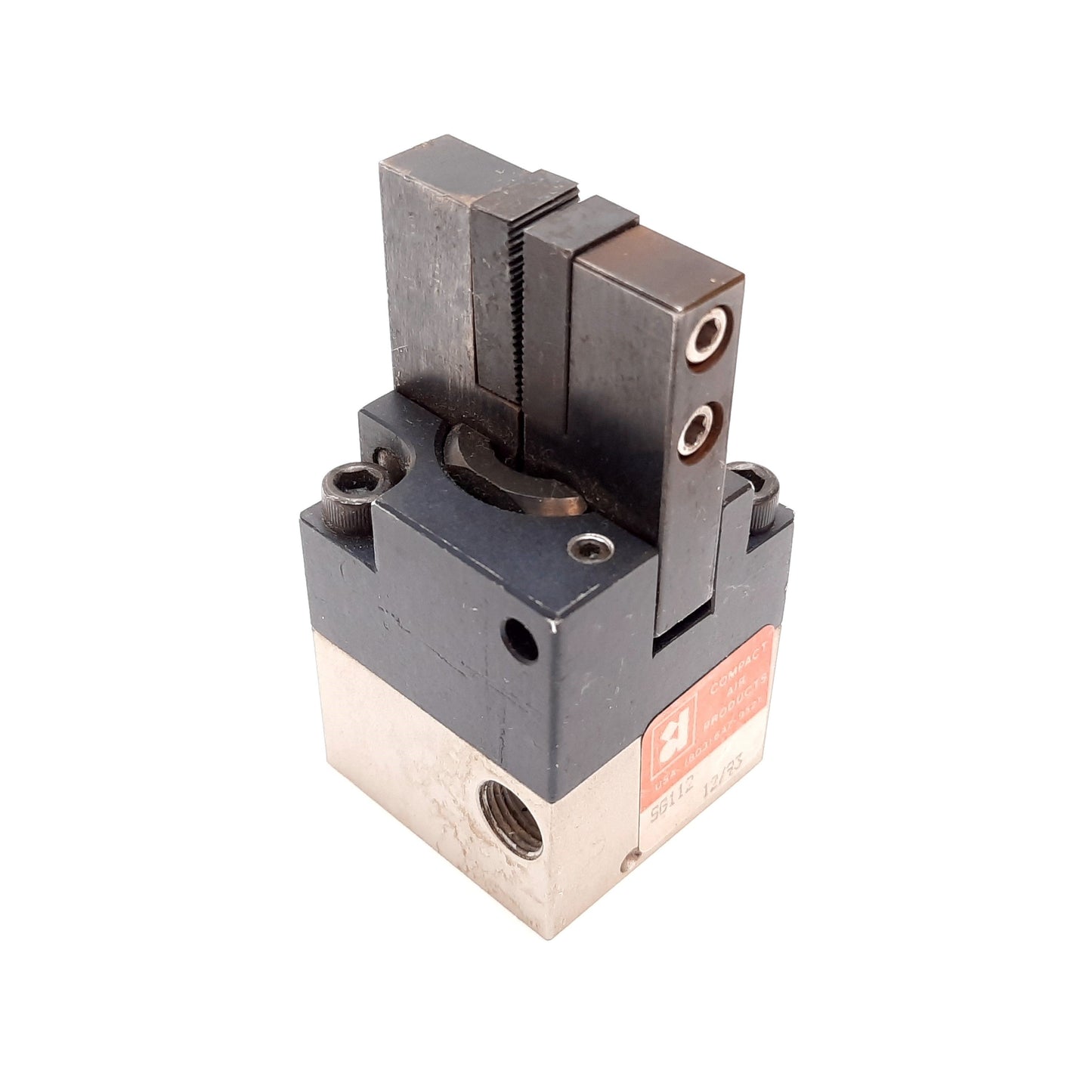 Used Compact Air Products SG112 Angular Gripper, 2-Jaw, Bore: 1.125", Ports: 1/8" NPT