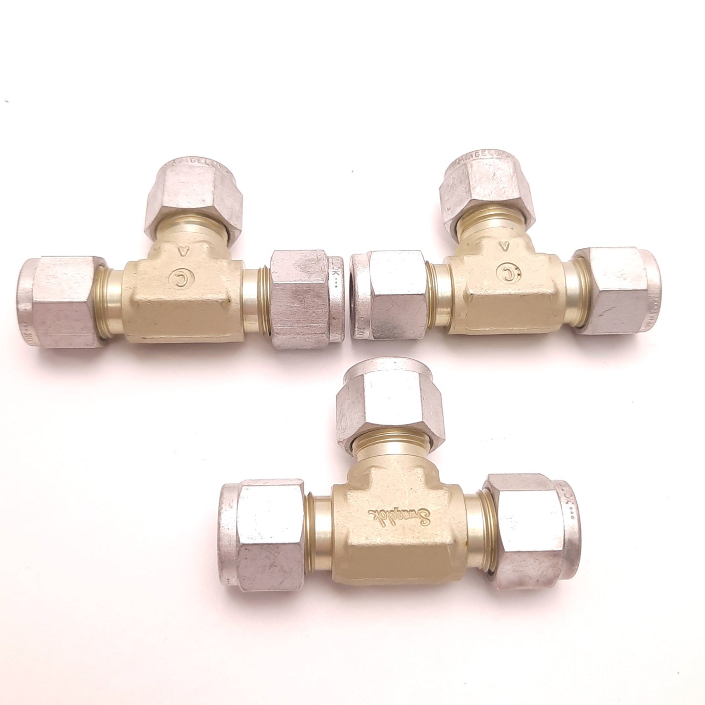 Used Lot of 3 Swagelok A-600-3 Aluminum Tee Union Tube Fitting 3/8" Size