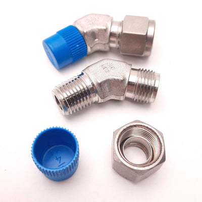 New – Open box Lot of 2 Swagelok SS600-5-4 Male Elbow Tube Fitting 45 Degree, 3/8", 1/4"