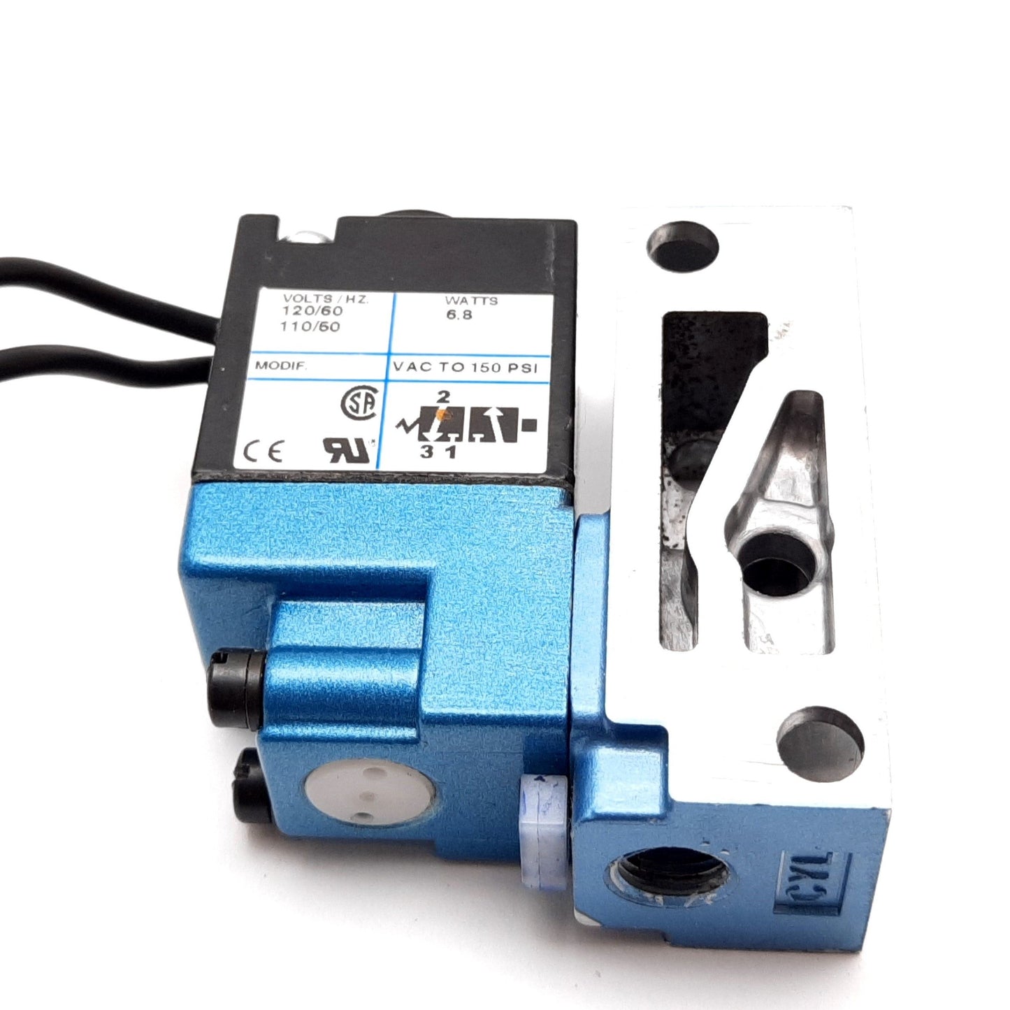 Used Mac Solenoid Valve, 2-Position 3-Port, 110/120VAC 60Hz 6.8W, Vacuum to 150psi