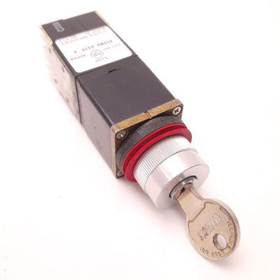 Used Allen Bradley 800MR-H32B Key-Switch with Two 800M-XA Contact, 300v AC