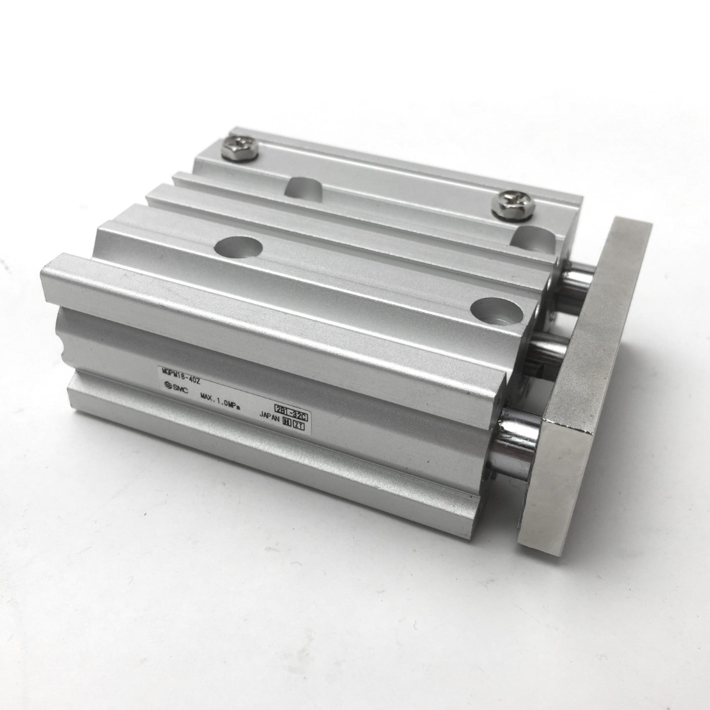 Used SMC MGPM16-40Z Compact Guided Pneumatic Cylinder Bore: 16mm, Stroke: 40mm, M5