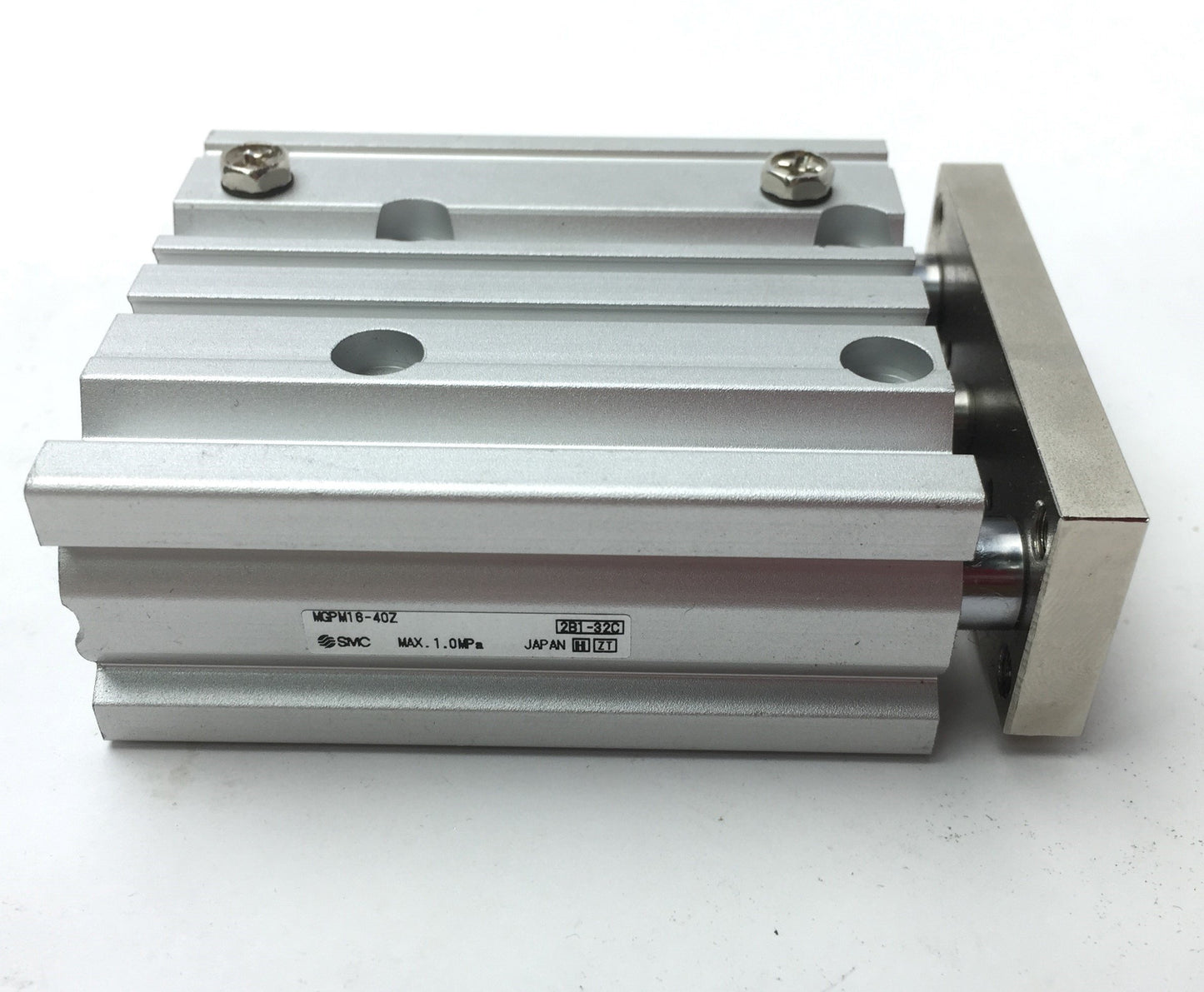 Used SMC MGPM16-40Z Compact Guided Pneumatic Cylinder Bore: 16mm, Stroke: 40mm, M5