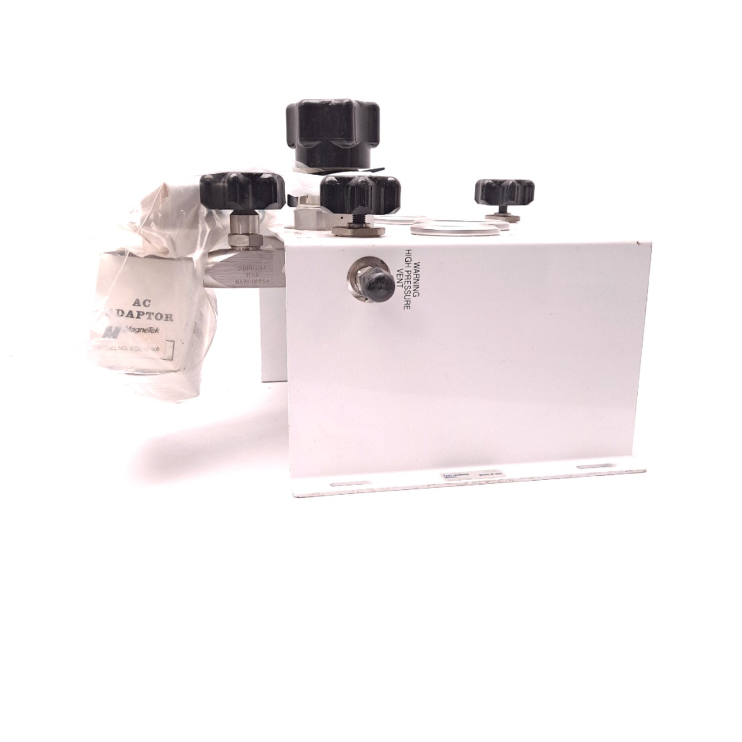 Used Air Products E13 CP445D Automatic Changeover Module Max In: 3000PSI Out: 100PSI