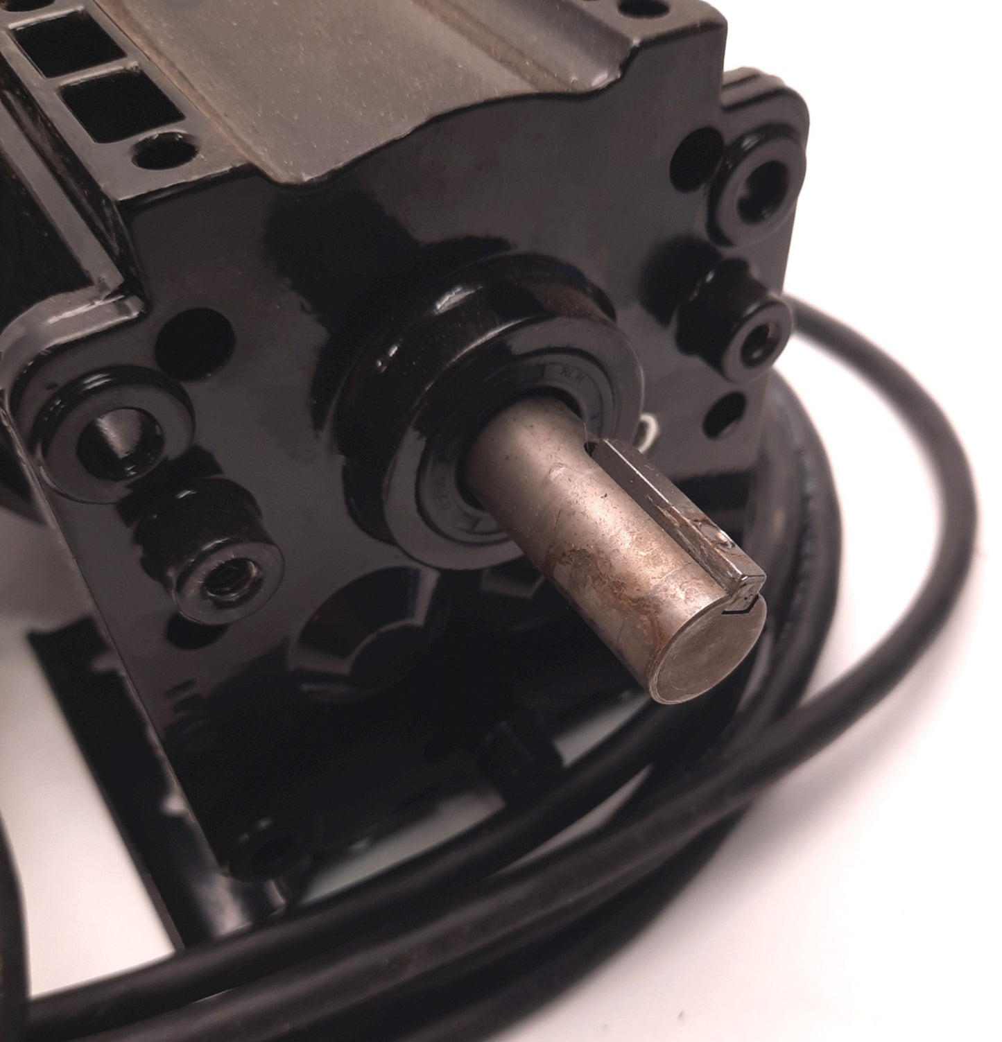 New – Open box Dayton 6Z821C AC Gearmotor 19.1:1 Ratio 1/6HP 100inlb 93RPM 5/8" Shaft 115/230V