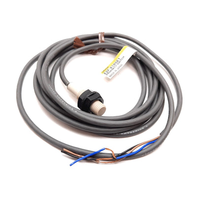 New Omron E2F-X1R5E1 Inductive Proximity Sensor, 1.5mm, 12-24VDC 200mA, NPN, 2m