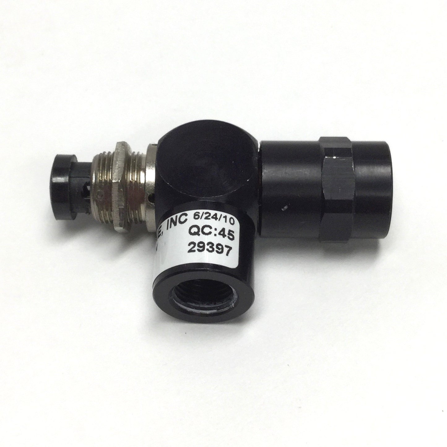 Used Pneumadyne A11-30-44 Pushbutton Control Valve, 3-Way, 125psi, 22.1CFM, 1/8" NPT