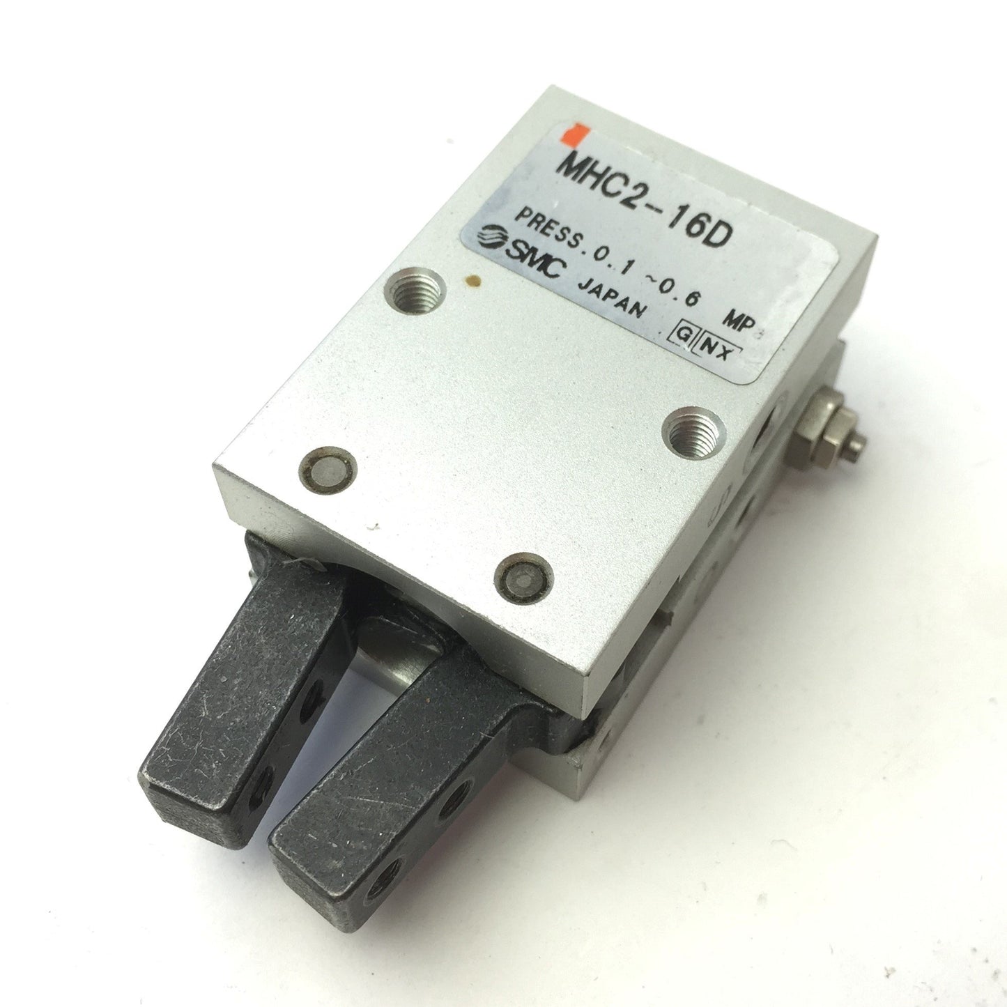 Used SMC MHC2-16D Double Acting Air Pneumatic Angular Gripper, 2-Fingers, Bore: 16mm