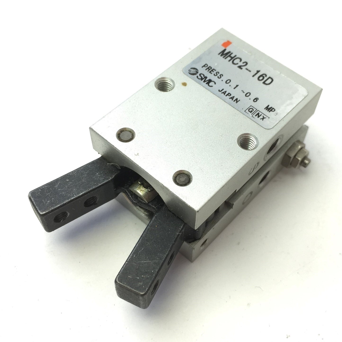 Used SMC MHC2-16D Double Acting Air Pneumatic Angular Gripper, 2-Fingers, Bore: 16mm