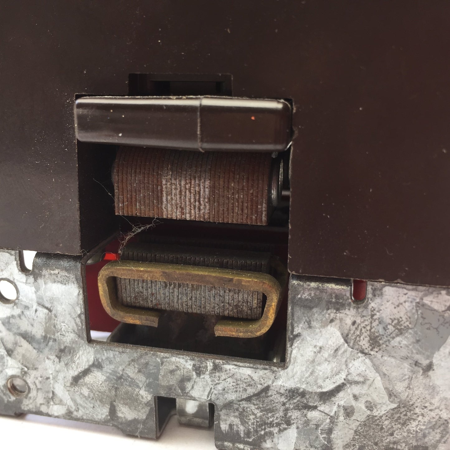 New – Open box Honeywell R4220A1003 Contactor, 50A 3-Pole, Control Circuit: 120V 50/60Hz, 3PST