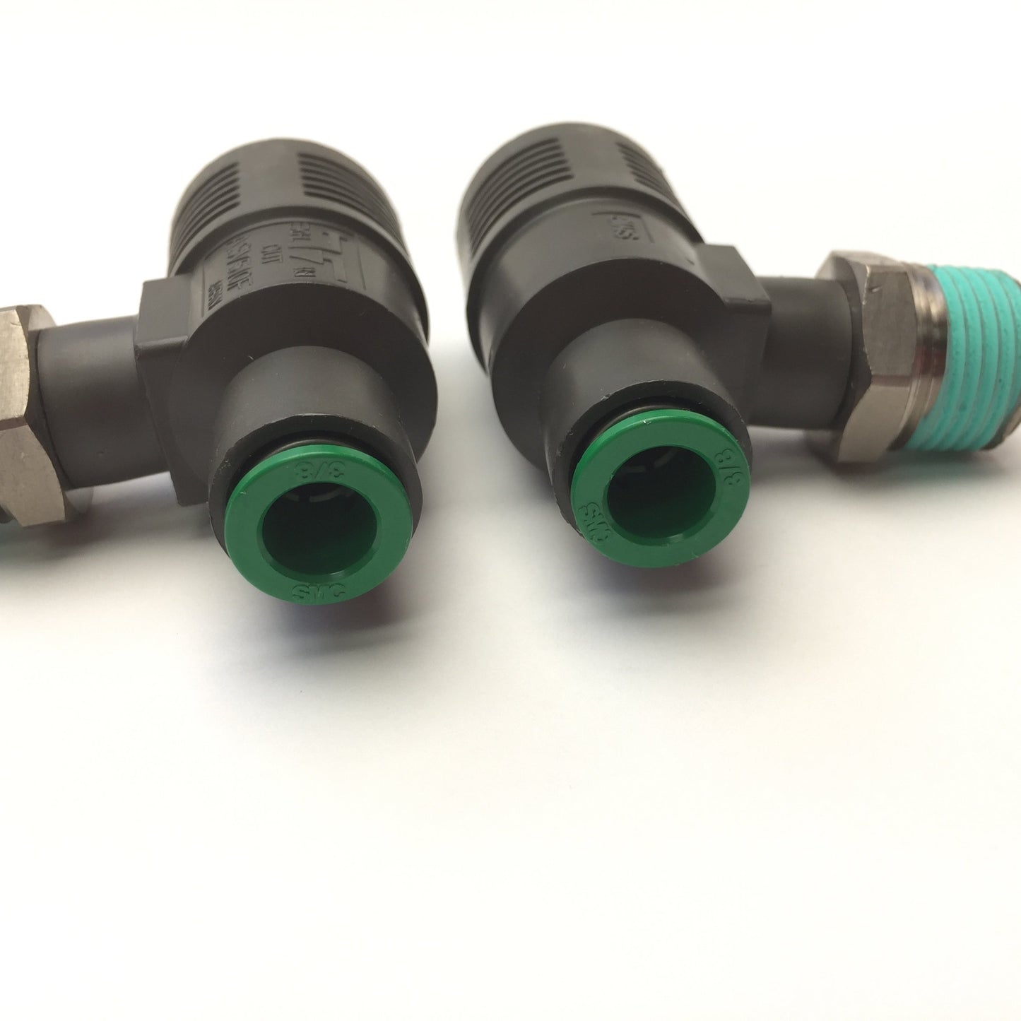 New Lot of 2 SMC ASV510F Pneumatic Speed Exhaust Tee Controller 3/8" Tube x 1/2" NPT