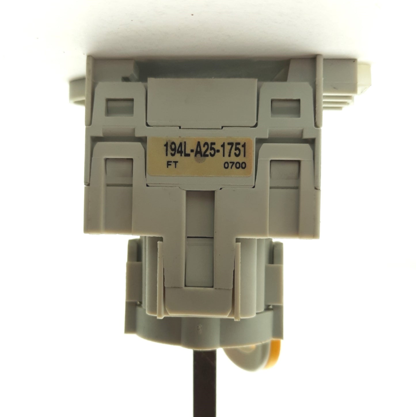 Used Allen Bradley 194L-A25-1751 Disconnect Switch, 1-Pole 600VAC 25A, 9 3/4" Shaft