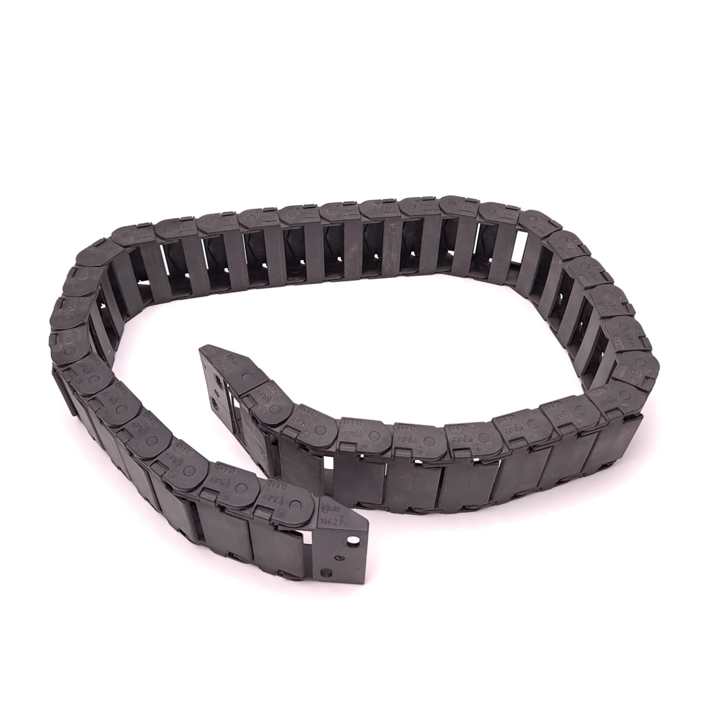 Used Igus 15.4.48 Energy Chain Dimensions 44" (L) x 2-3/8" (W) x 15/16" (H), 35 Links
