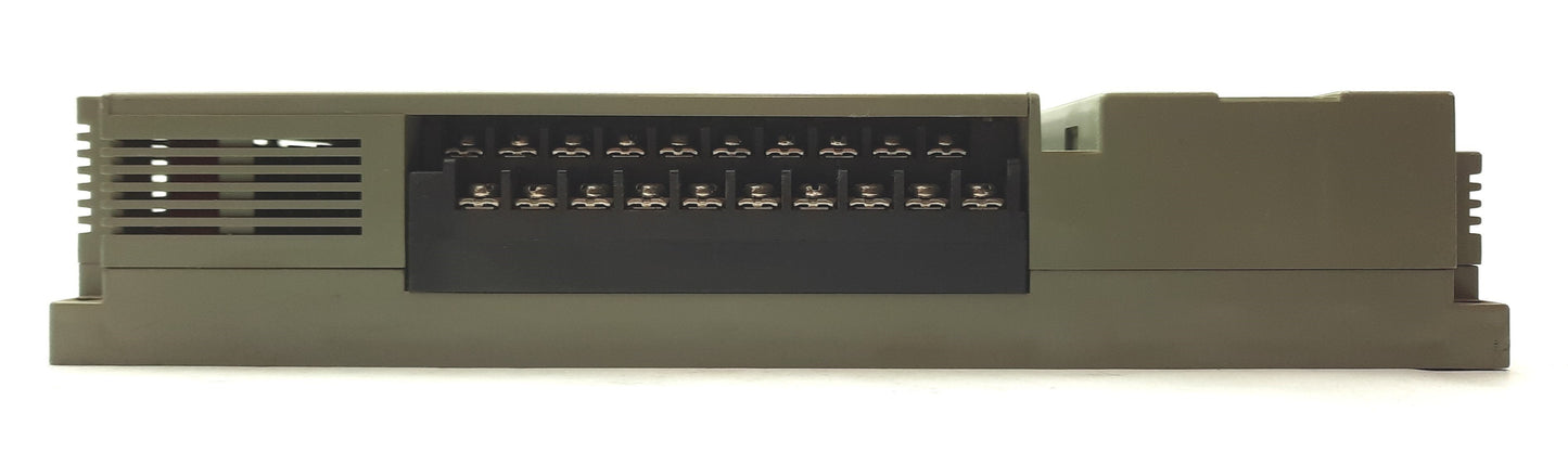 Used MITSUBISHI F1J-32MR MELSEC F1 Programmable Controller 16x In 16x Out 110/220VAC