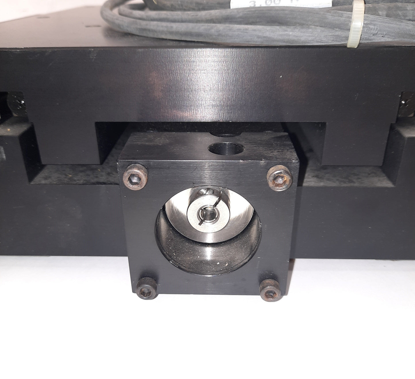 New – Open box New Parker 081-1579 Linear Actuator with Encoder LS 406, 11" x 10", 4.5" Travel,