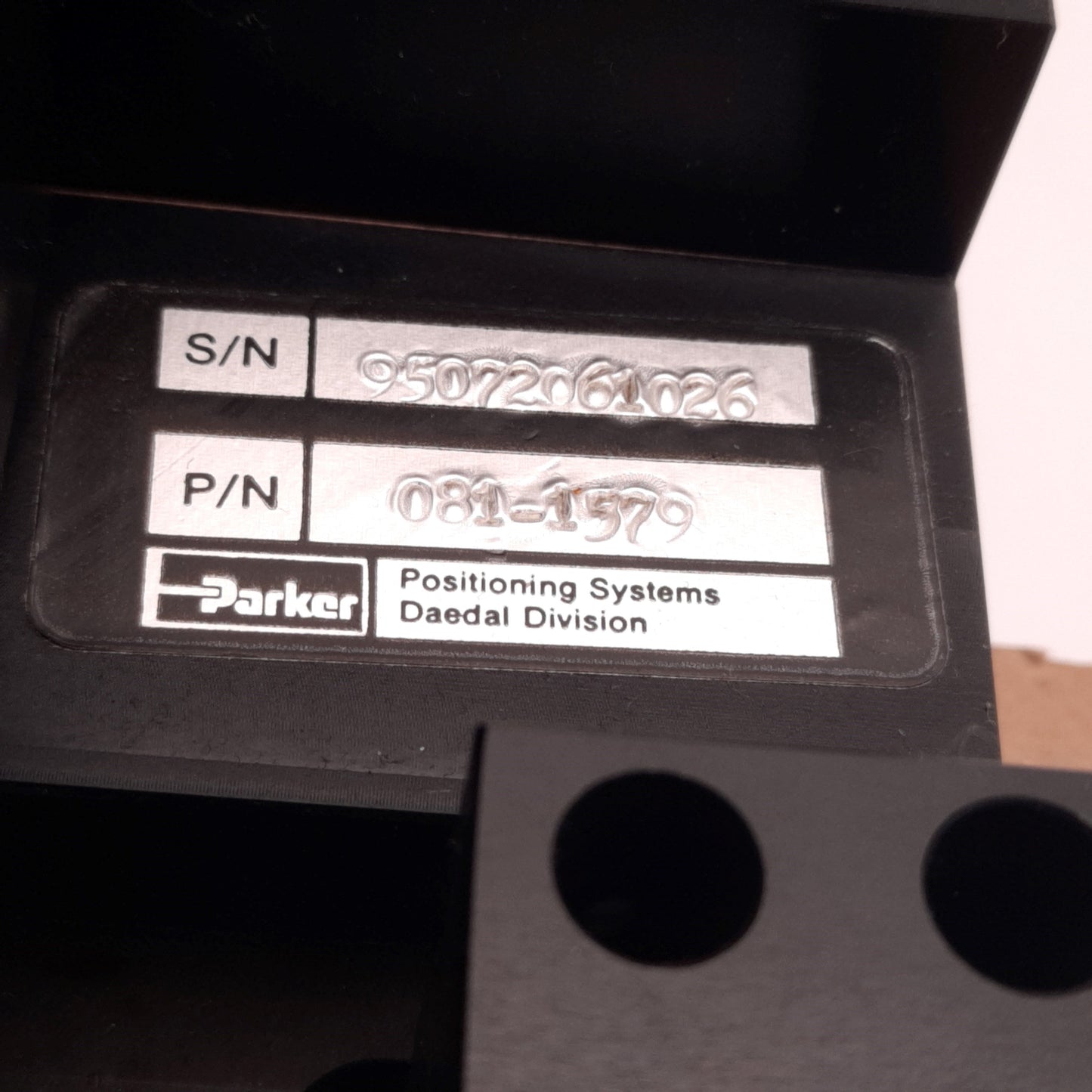 Used Parker 081-1579 Linear Actuator with Encoder Ls 406, 11" x 10", 4.5" Travel