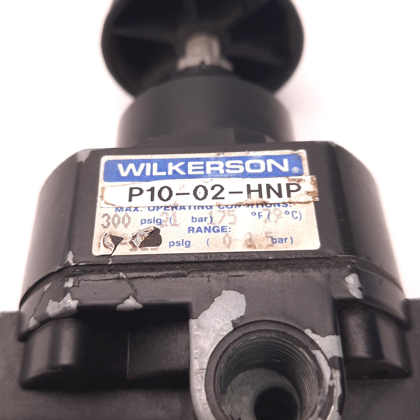 Used Wilkerson P10-02-HNP Pneumatic Regulator, Pressure Range: 0-125psi, 1/4" NPT
