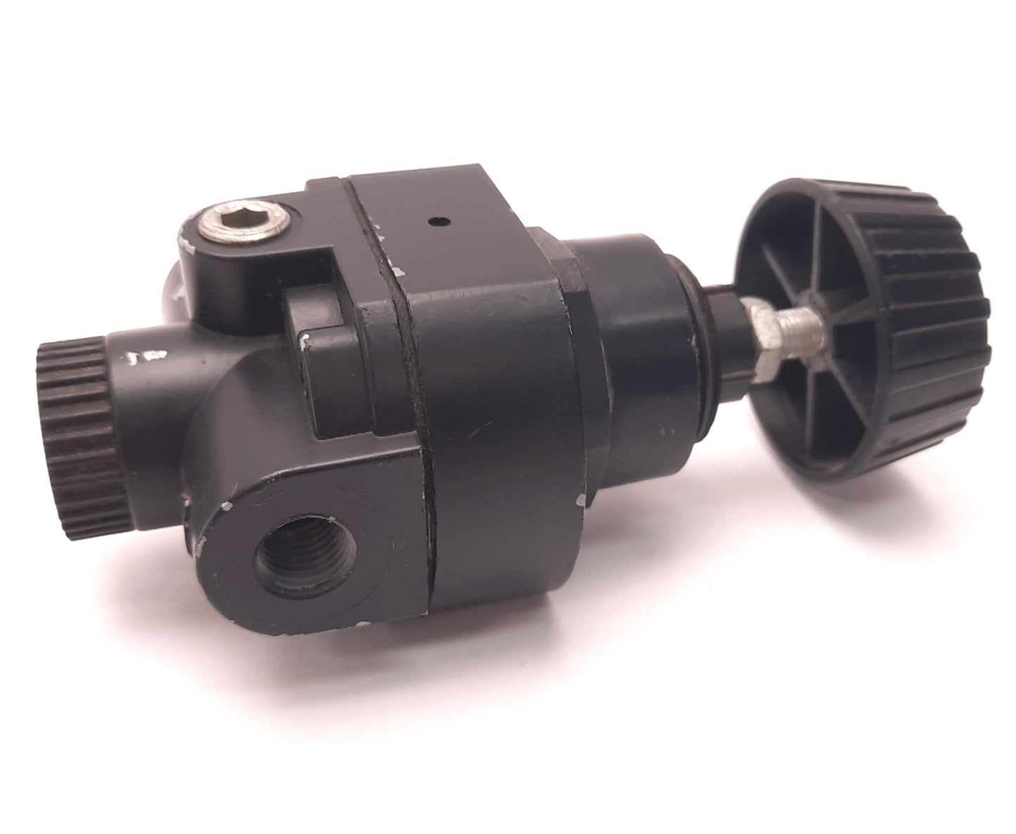 Used Wilkerson P10-02-HNP Pneumatic Regulator, Pressure Range: 0-125psi, 1/4" NPT