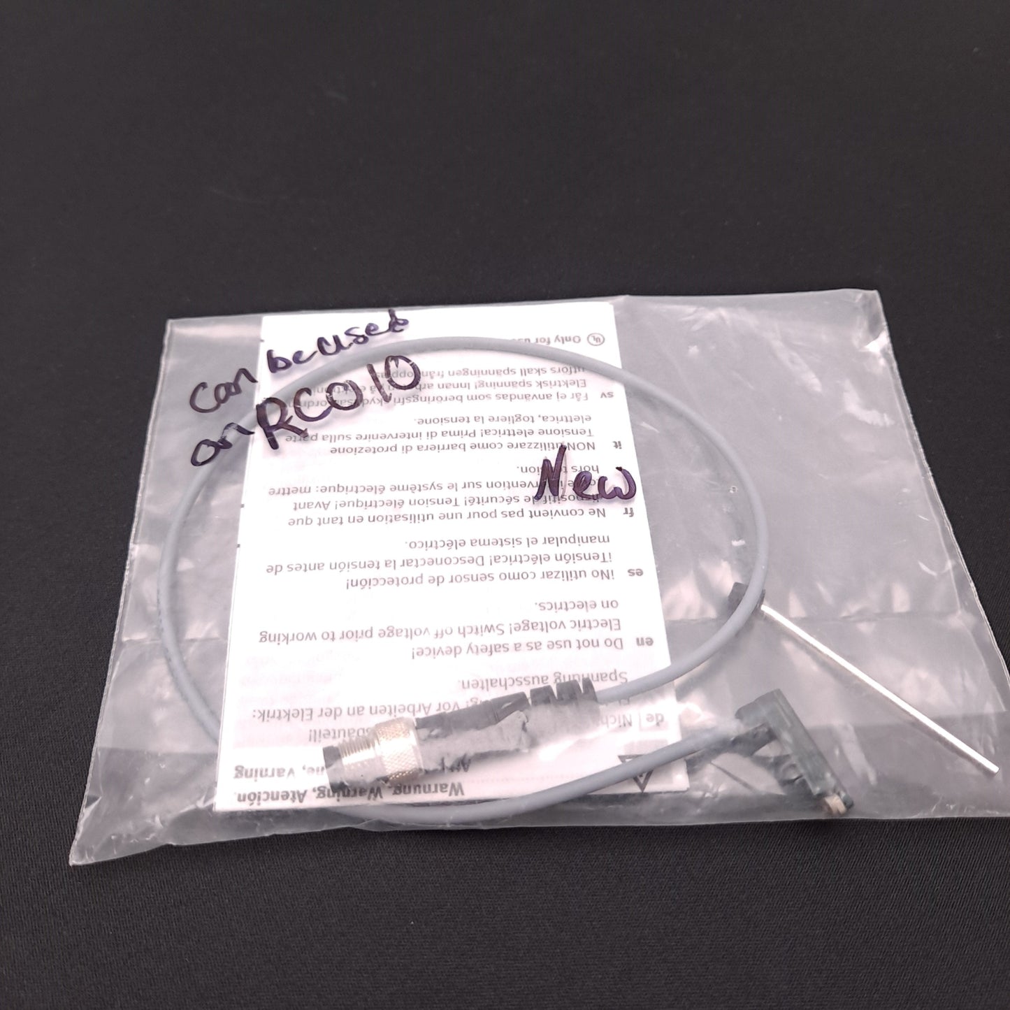 New Other Festo SME-10F-DS-24V-k0,3Q-M8D Proximity Sensor 24 VDC, 10-30V AC/DC 500mA