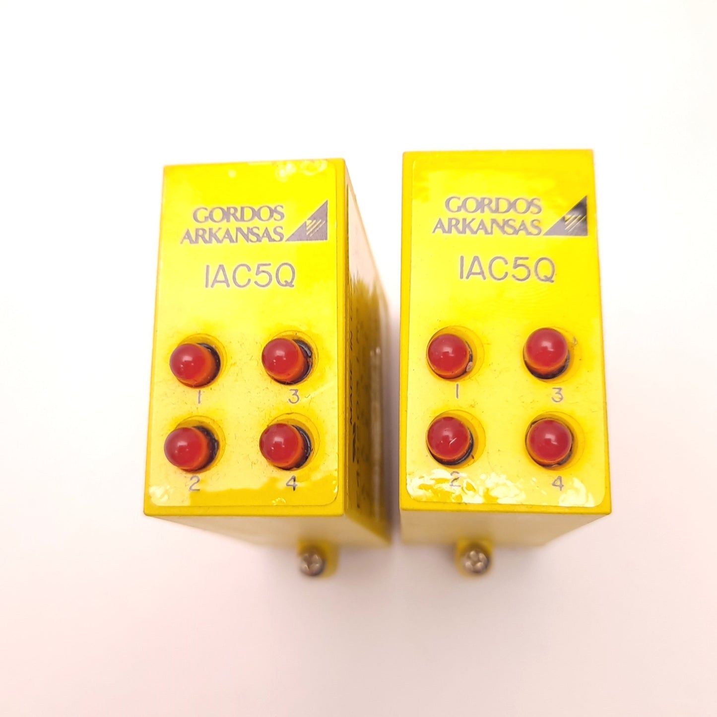 Used Lot of 2 Gordos IAC5Q I/O Relay Module 90-140v 60Hz AC In, 50mA 30v DC Out