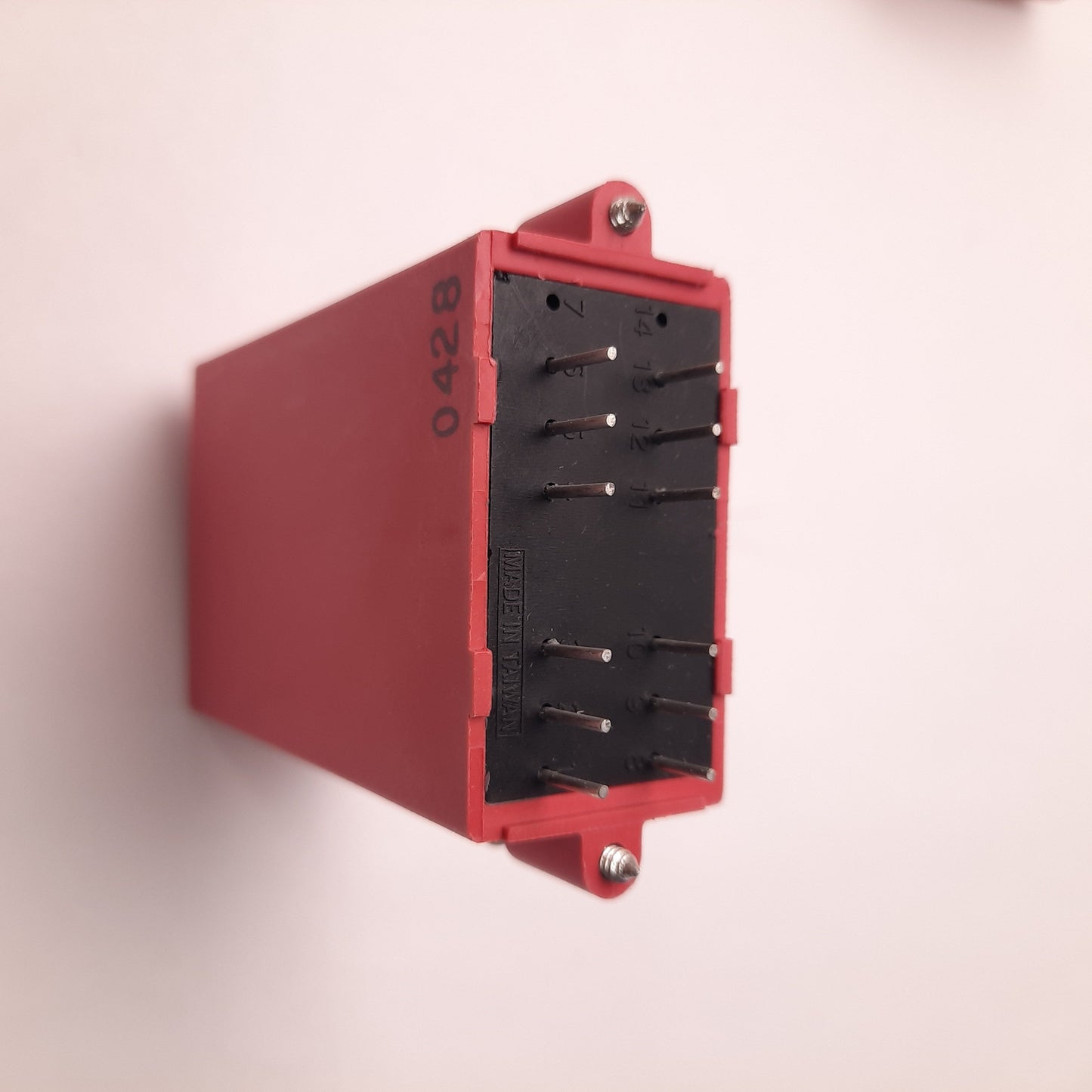 Used Lot of 4 WRC 1781-OB5Q Quad Solid State Relays, Input: 4-6VDC Output: 3-60VDC 3A