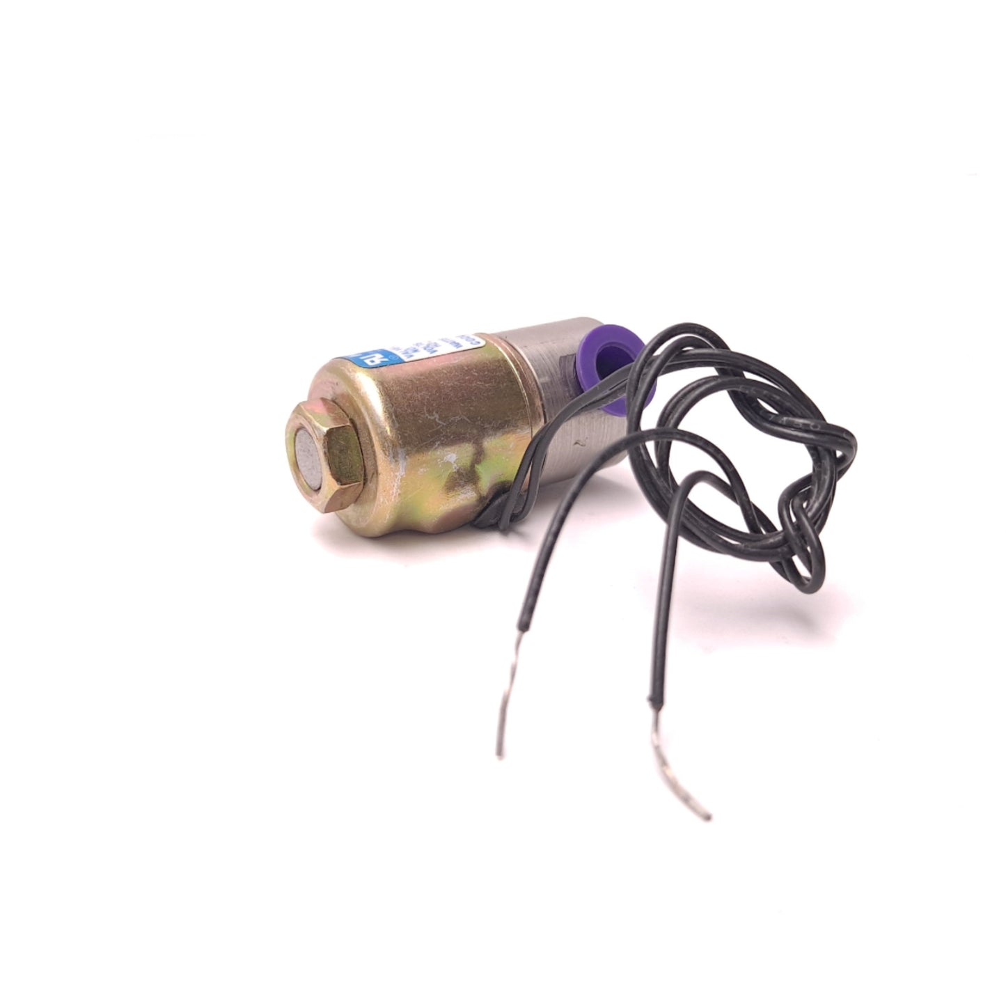 Used Honeywell 3121BSN1LE00 Solenoid Valve, Pressure: 175PSI Voltage: 110-120VAC