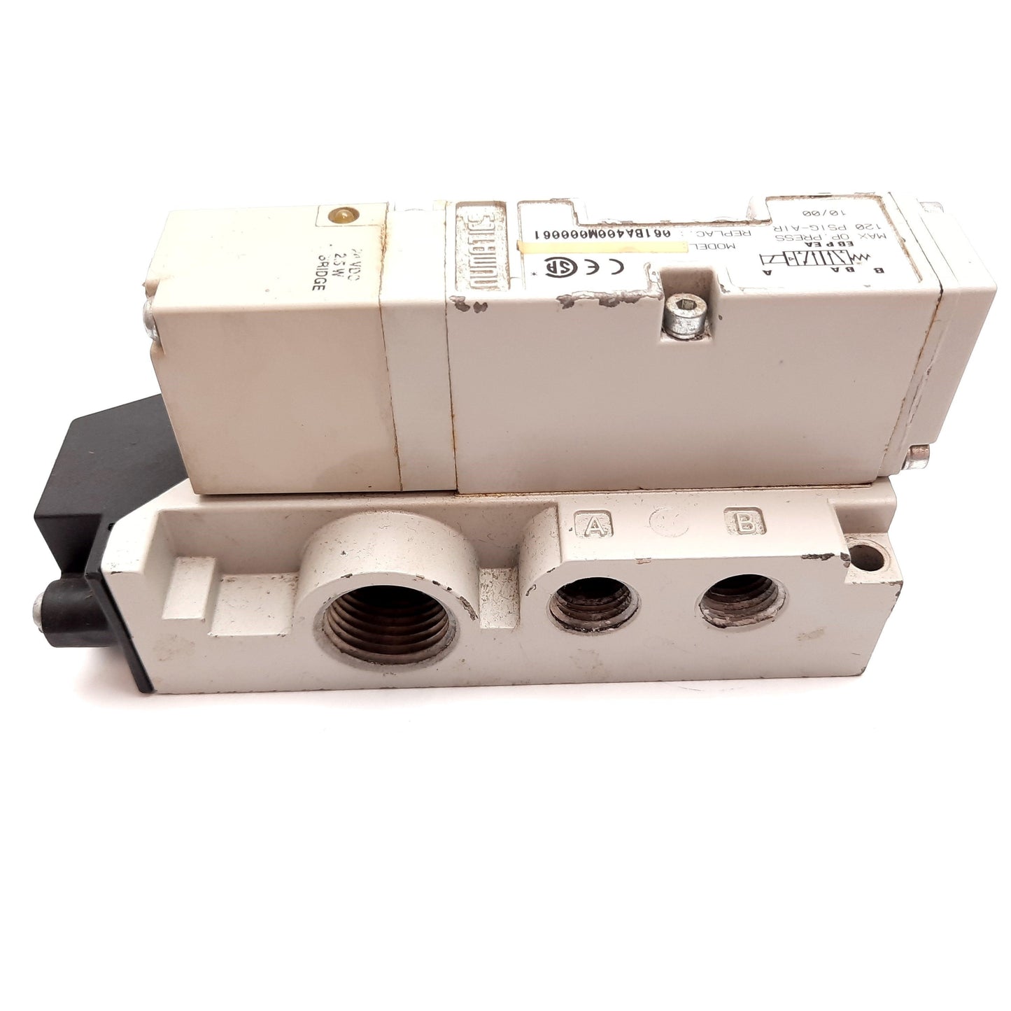 Used Numatics 061BA400M000061 Solenoid Valve, 2-Position 5-Port, 24VDC, 120psi Max