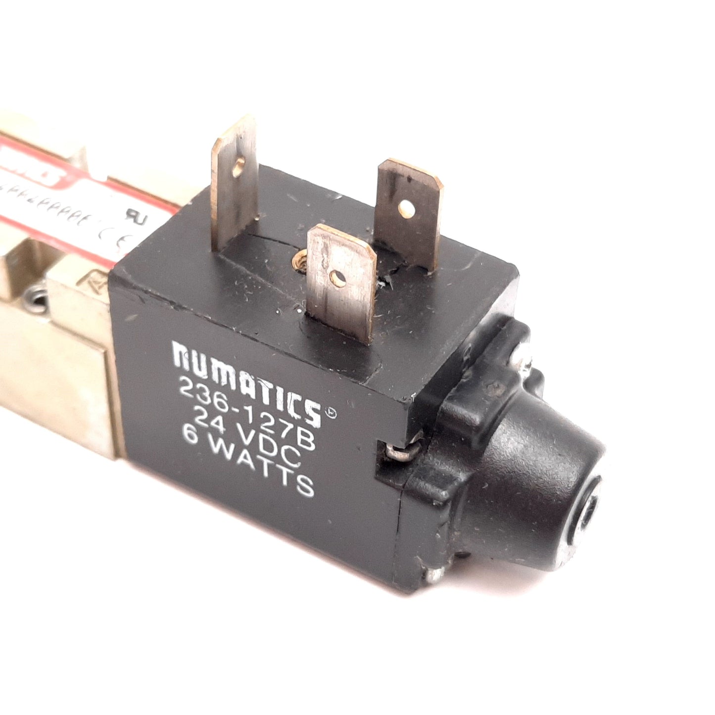 Used Numatics 031SA4004000061 Solenoid Valve, 2-Position 5-Port, 24VDC 6W, 150psi