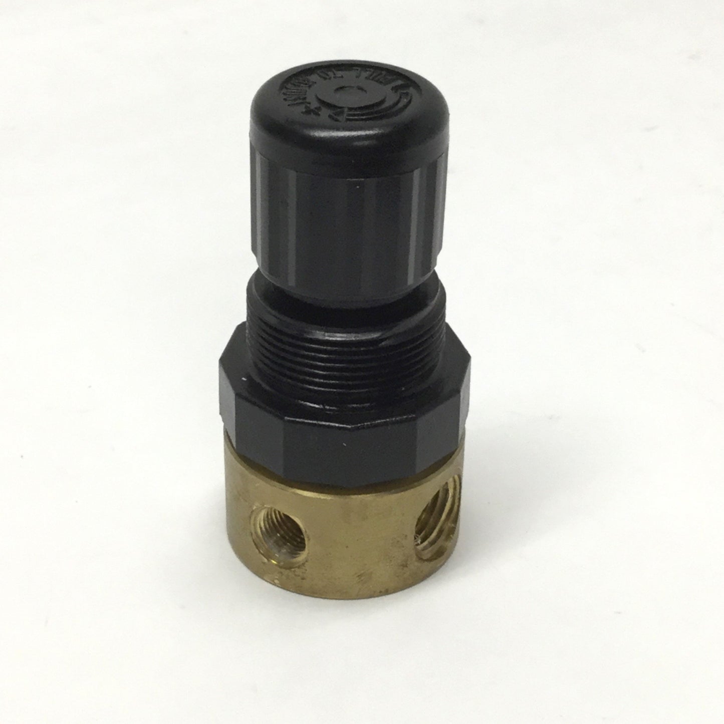 Used Norgren R44-221-RNAA Brass Air Pressure Regulator 1/8" NPT, 250psi IN, 10psi OUT