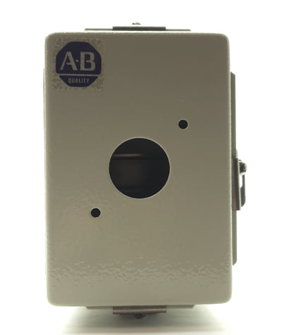 Seller refurbished Allen Bradley 194E Steel Disconnect Switch Enclosure, Ø1⅜" Hole, 6" x 4" x 5½"