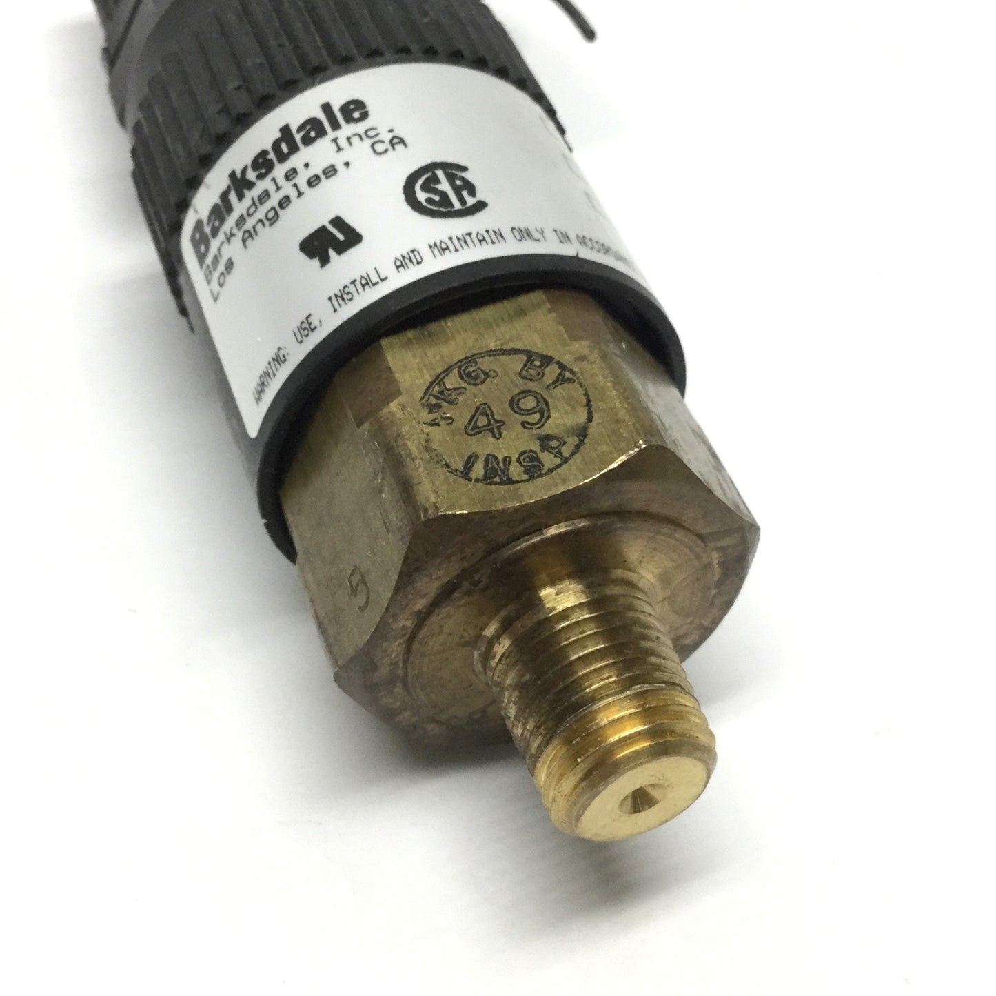 Used Barksdale 96211-BB5-T2 Adjustable Pressure Switch, 70-250psi Range, 1/4" NPT