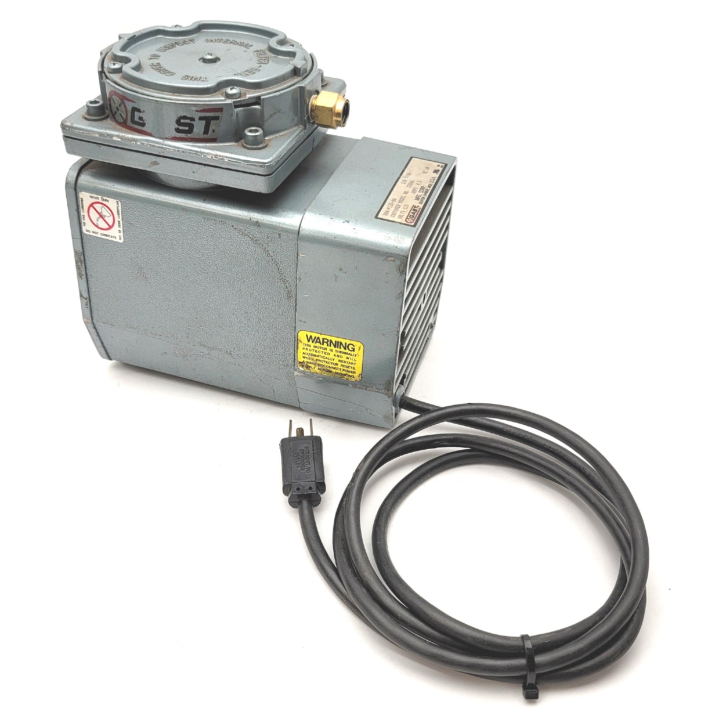 Used Gast D0A-P135-AA Compressor Vacuum Pump 1/8hp, 21"Hg, 60psi Max, 1.1CFM, 120VAC