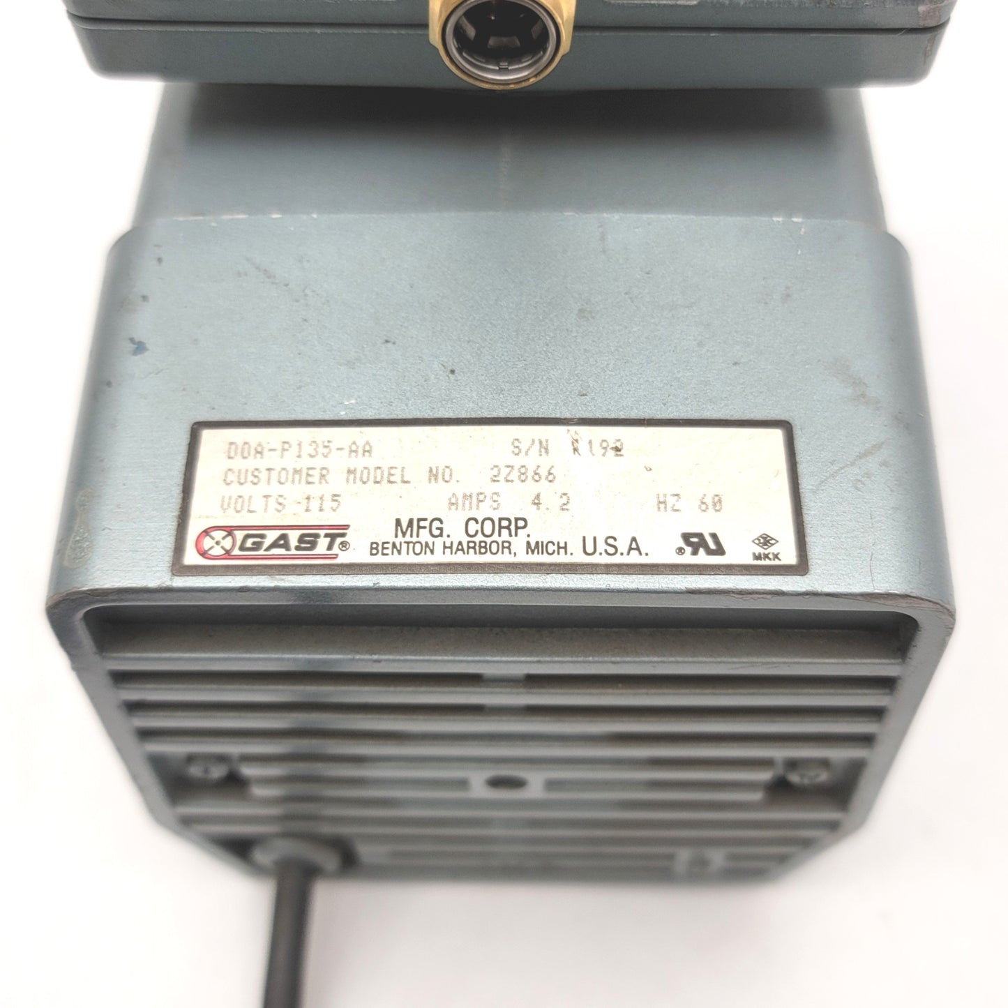 Used Gast D0A-P135-AA Compressor Vacuum Pump 1/8hp, 21"Hg, 60psi Max, 1.1CFM, 120VAC
