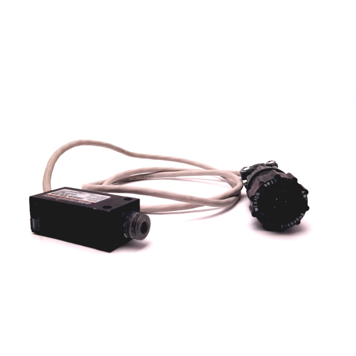 Used SMC ISE2-T1-15 Pressure Switch, Voltage: 12-24VDC, Pressure: 0-1MPa (0-145psi)