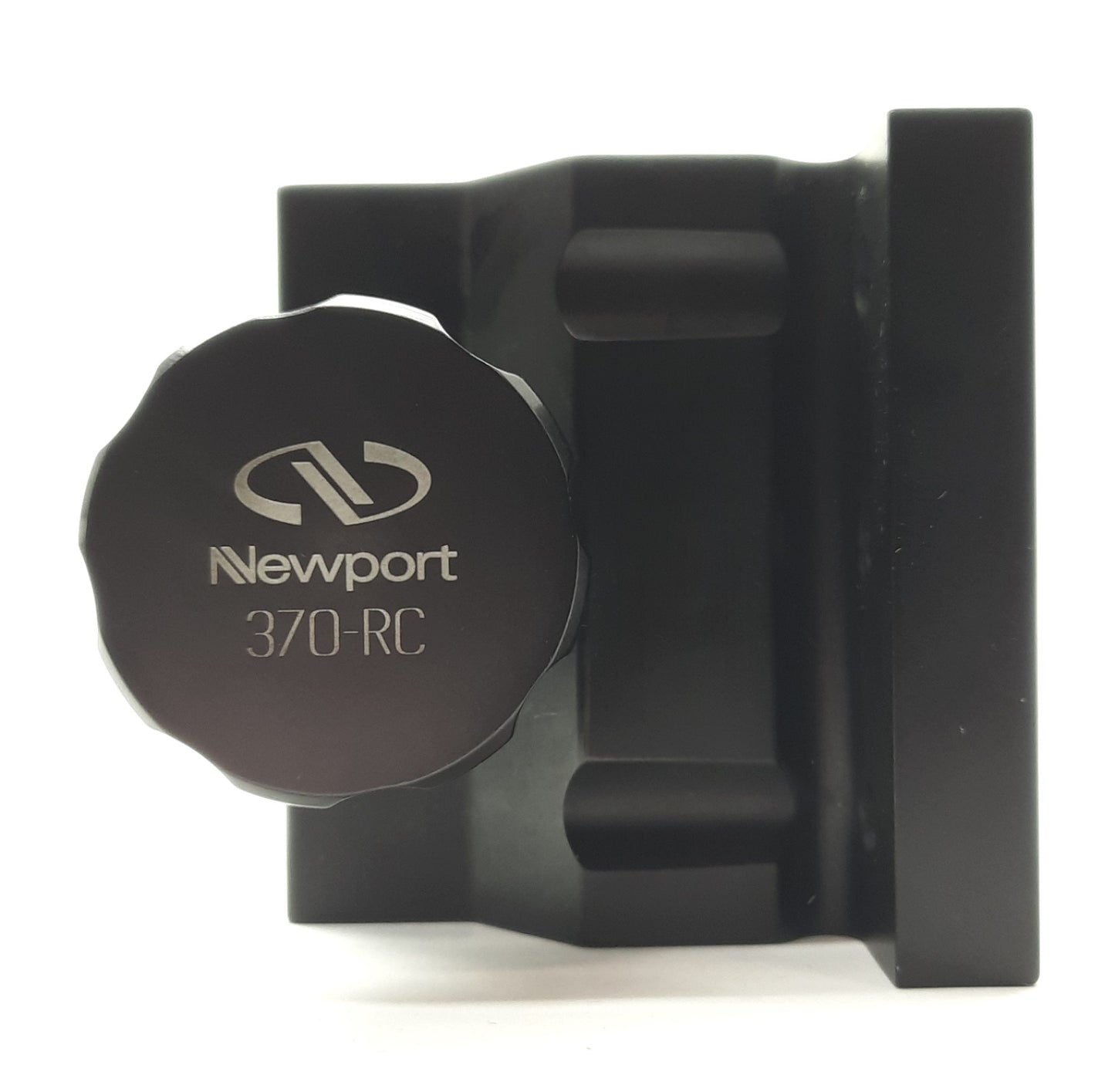 Used Newport 370-RC Rack & Pinion Rod Clamp, 1.5" Post, 8x 1/4-20 Thread *Holes*