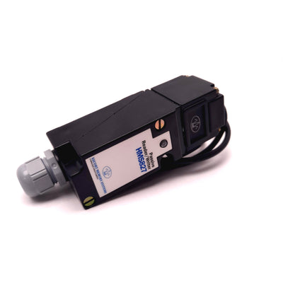 USED -- Escort Memory Systems HMS827-03 K012 Passive Reader/Writer 18-30VDC