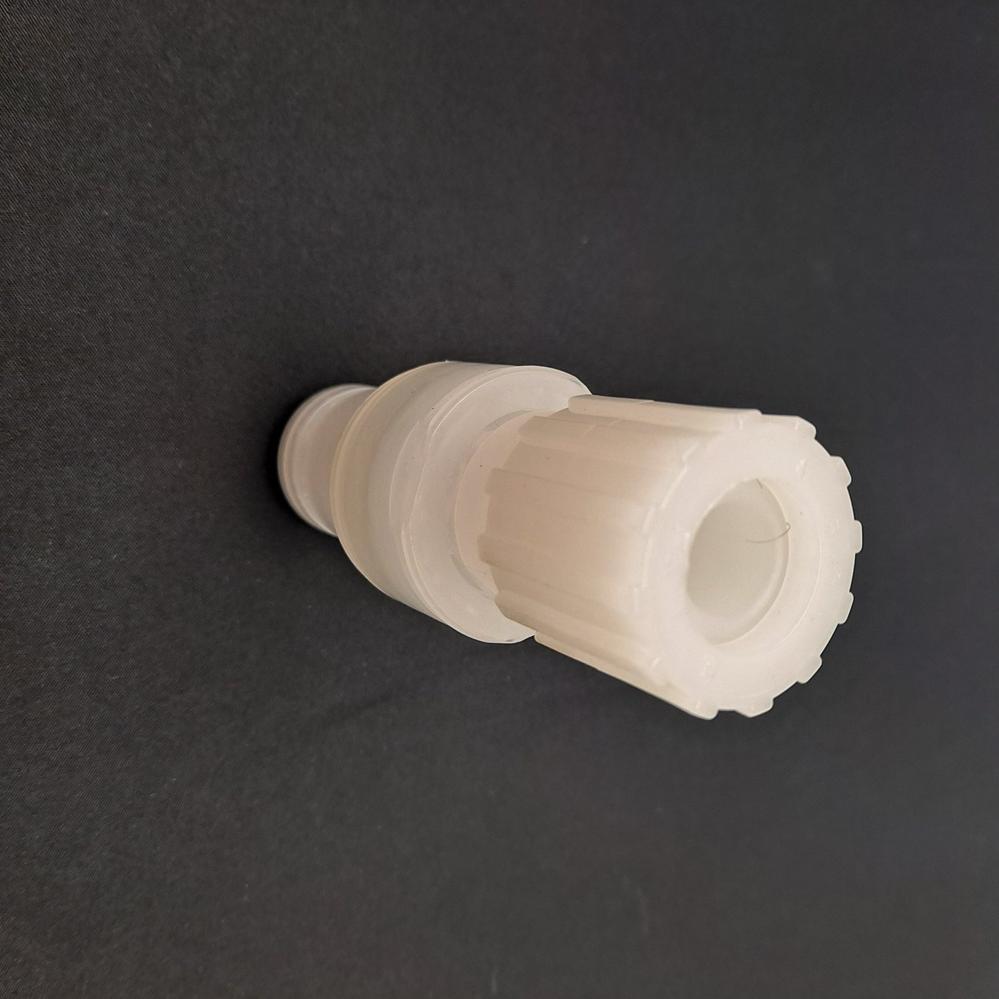 Used Colder Products CQGD06200112 In-Line Coupling Insert 3/4" Flare Vacuum to 120PSI