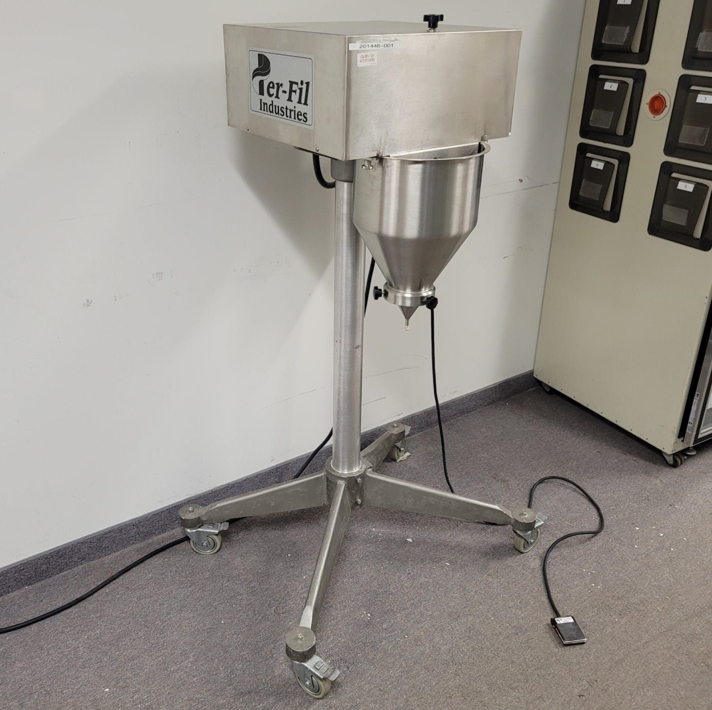 Used Per-Fil Model MF Micro-Filler Micro Doser Auger Filler, 120VAC 5A, 0.5-1000G